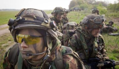 Keuringseisen Defensie worden minder streng, leger wil groeien naar 200.000