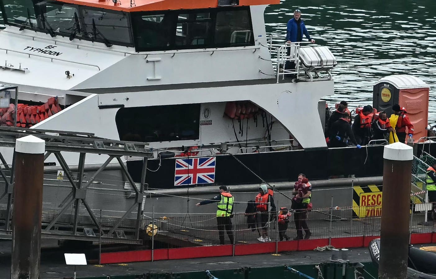 Leading Refugee Charity Speaks Out On U.K. Balkans Deportation Plan