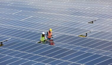 Vingroup ventures into energy sector with proposal for renewable, LNG power plants | NEWS