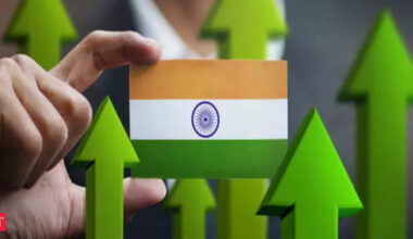 Trade uncertainty, geopolitics risks to growth: Finmin Report