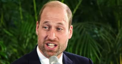 Prince William concerned about impact of mobile phone use ｜ BANG Showbiz English