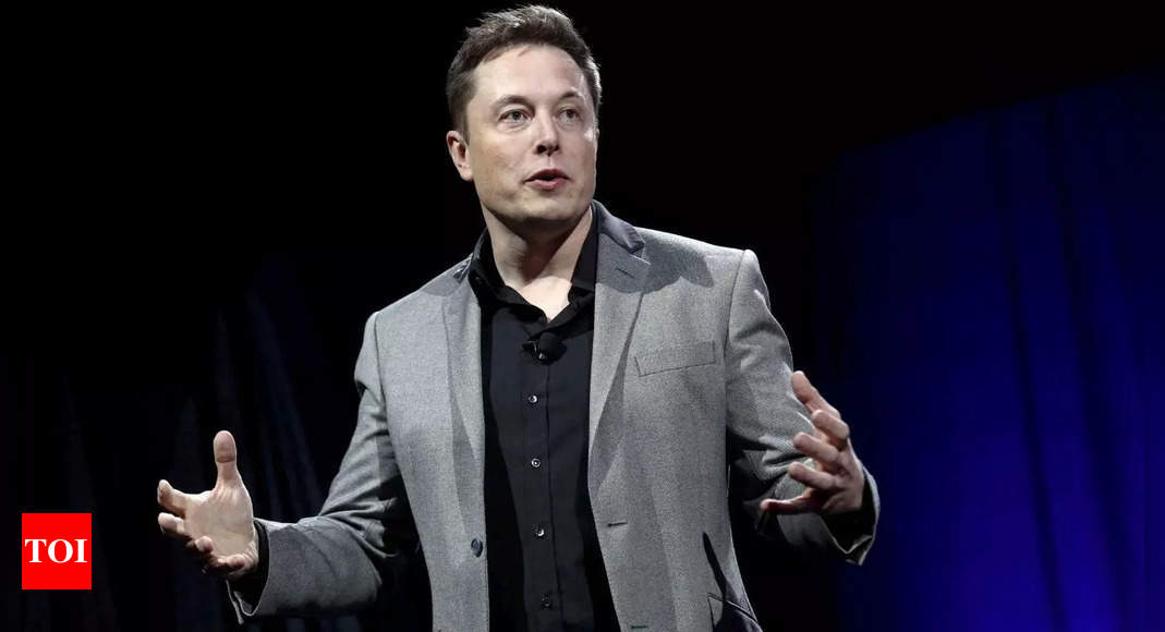 Elon Musk’s 'What did you get done this week?' email for federal employees may have run into a technical problem: Recipient's Inbox is ...