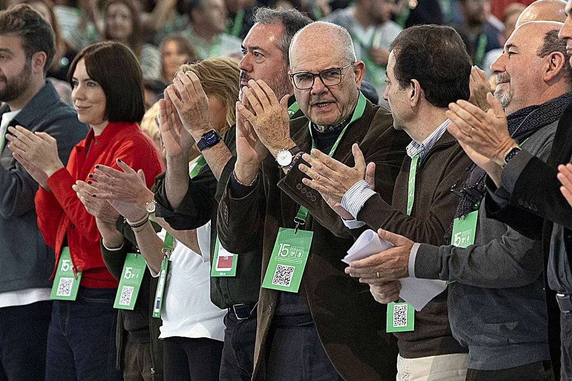 Tres avisos en rumano para Conde-Pumpido: las decisiones del Constitucional se pueden cuestionar ante el Tribunal de la UE - El Mundo