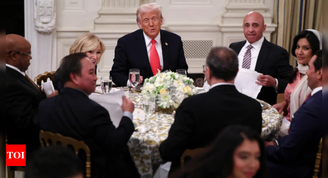 'Ramadan Mubarak': Donald Trump hosts Iftar dinner at White House; watch video | World News
