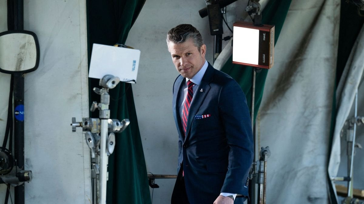 Pete Hegseth, Mike Waltz, Tulsi Gabbard: Private Data and Passwords of Senior U.S. Security Officials Found Online