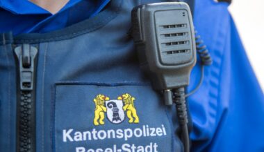 Swiss police officer dismissed after Hitler salute at WEF