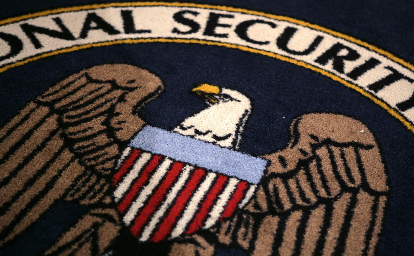 NSA Warning—Change Your iPhone, Android Message Settings
