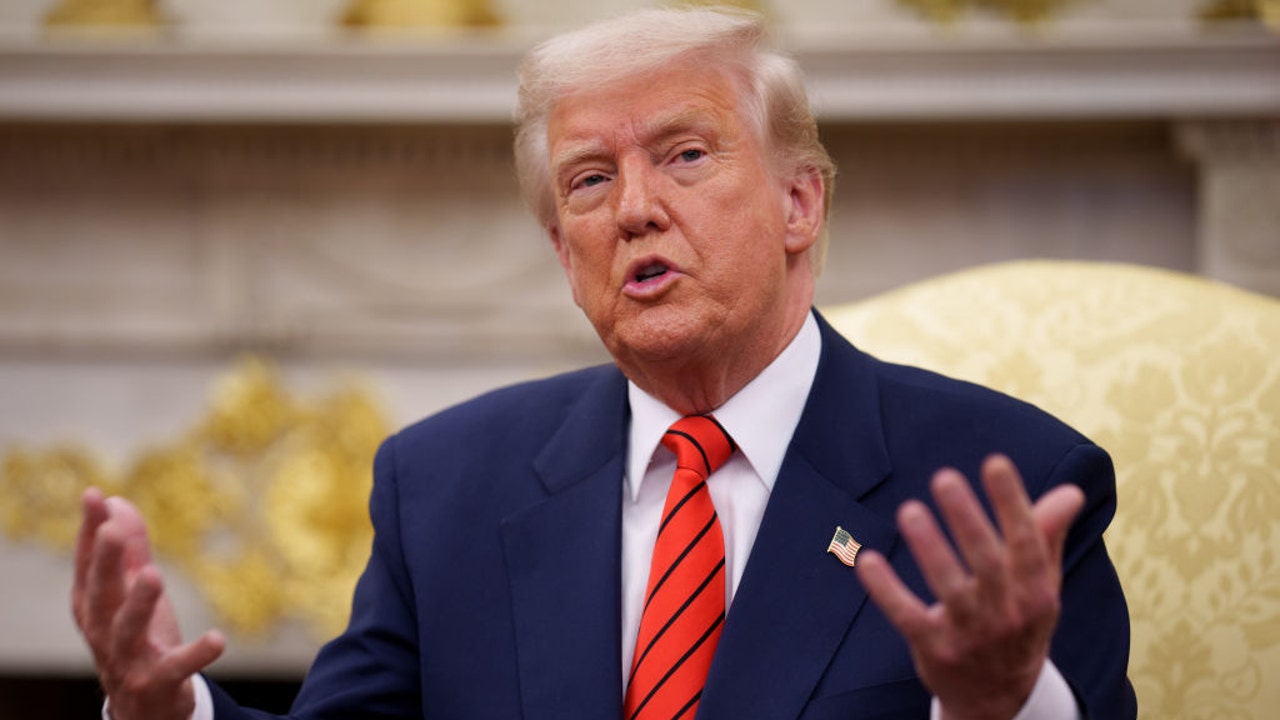 Poll: Trump is stronger on immigration but weaker on economy