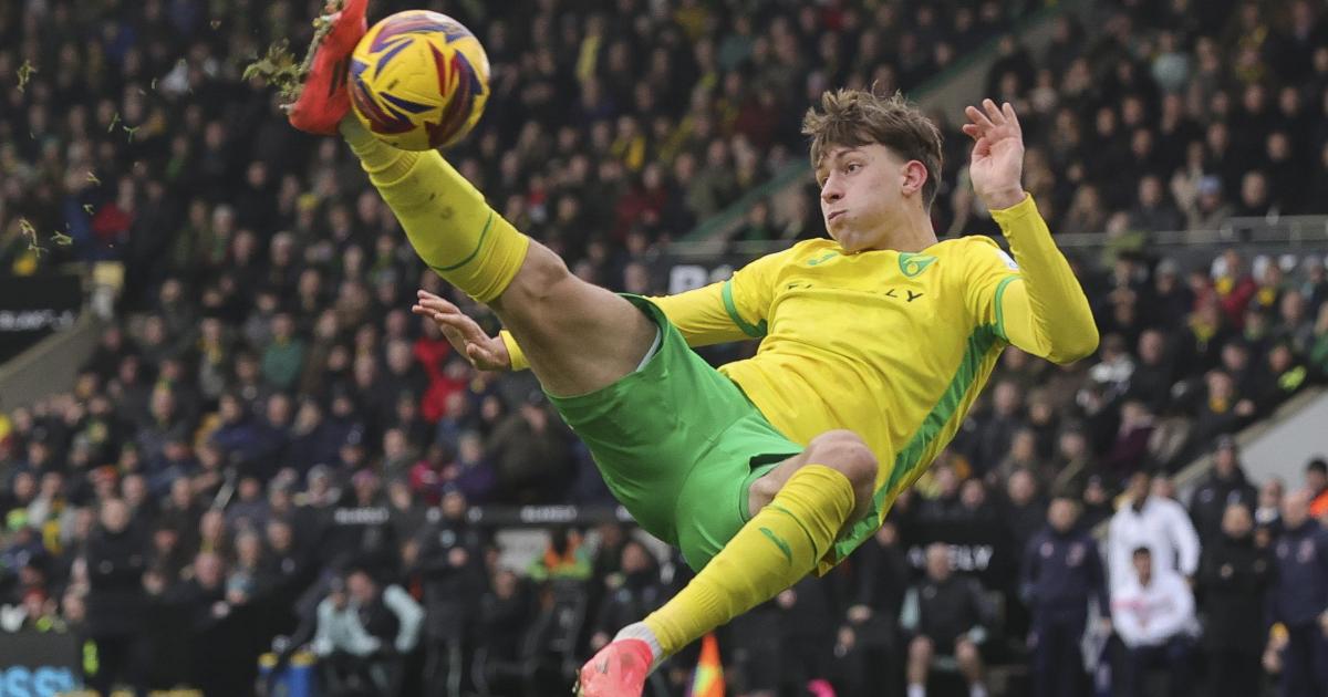 Norwich City: Oscar Schwartau on target for Denmark U19s