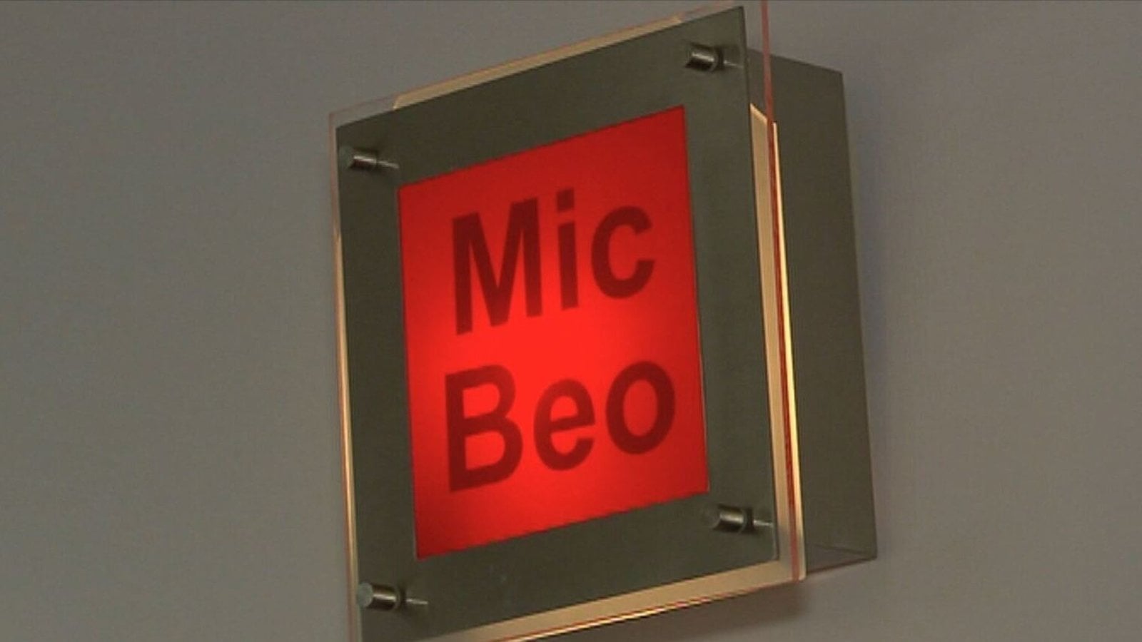 Raidió Fáilte celebrates 40 years of Gaeilge on the airwaves