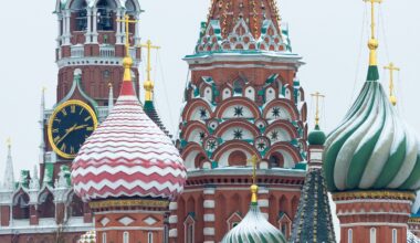 Russia expels two British diplomats for alleged spying | Politics News