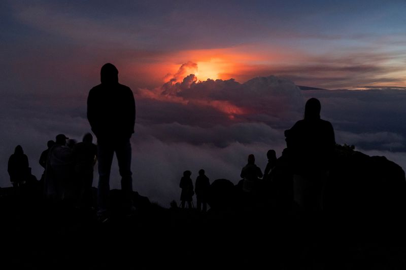 Trump cuts target world-leading greenhouse gas observatory in Hawaii | The Mighty 790 KFGO