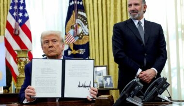 Trump’s tariffs are not going over well with his base