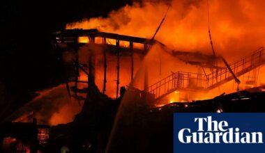 Ukraine war briefing: Russian drone attack kills four in Dnipro as Zelenskyy cautious on new US minerals deal | Ukraine