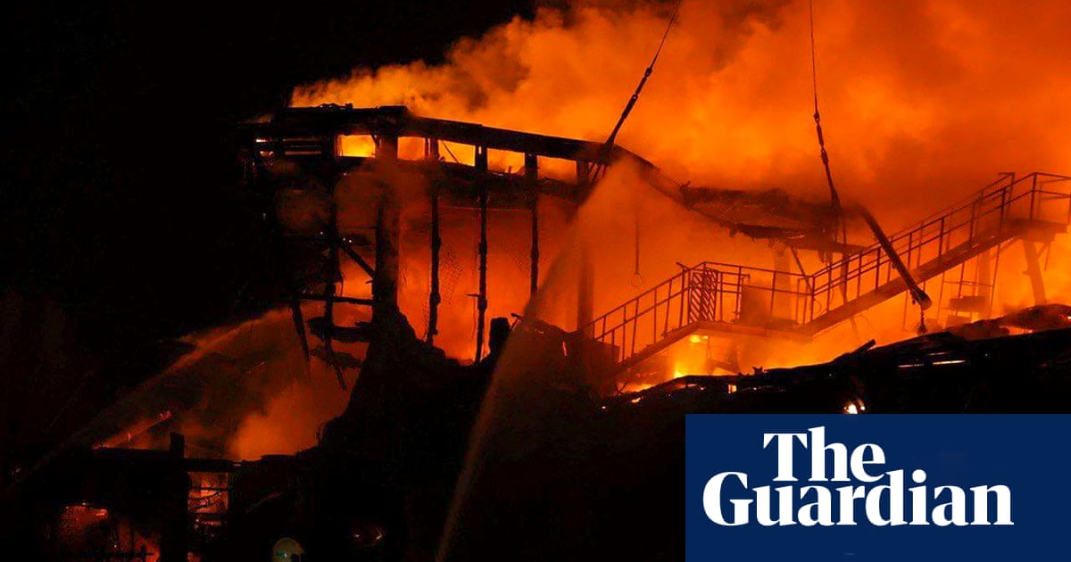 Ukraine war briefing: Russian drone attack kills four in Dnipro as Zelenskyy cautious on new US minerals deal | Ukraine
