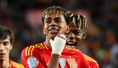 Barcelona wonderkid Lamine Yamal hits back at Rafael van der Vaart