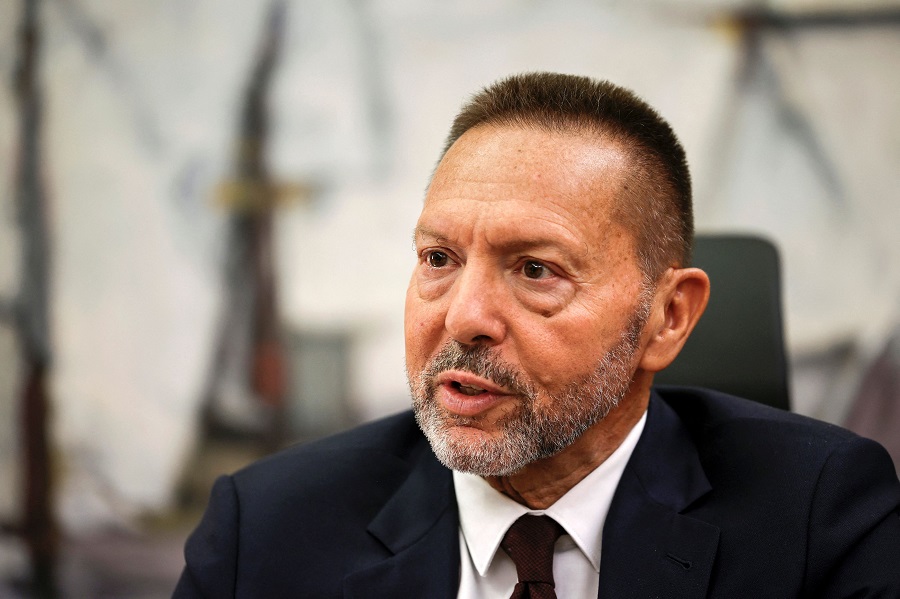 Στουρνάρας: Πώς θα αυξηθούν οι επενδύσεις στην Ελλάδα