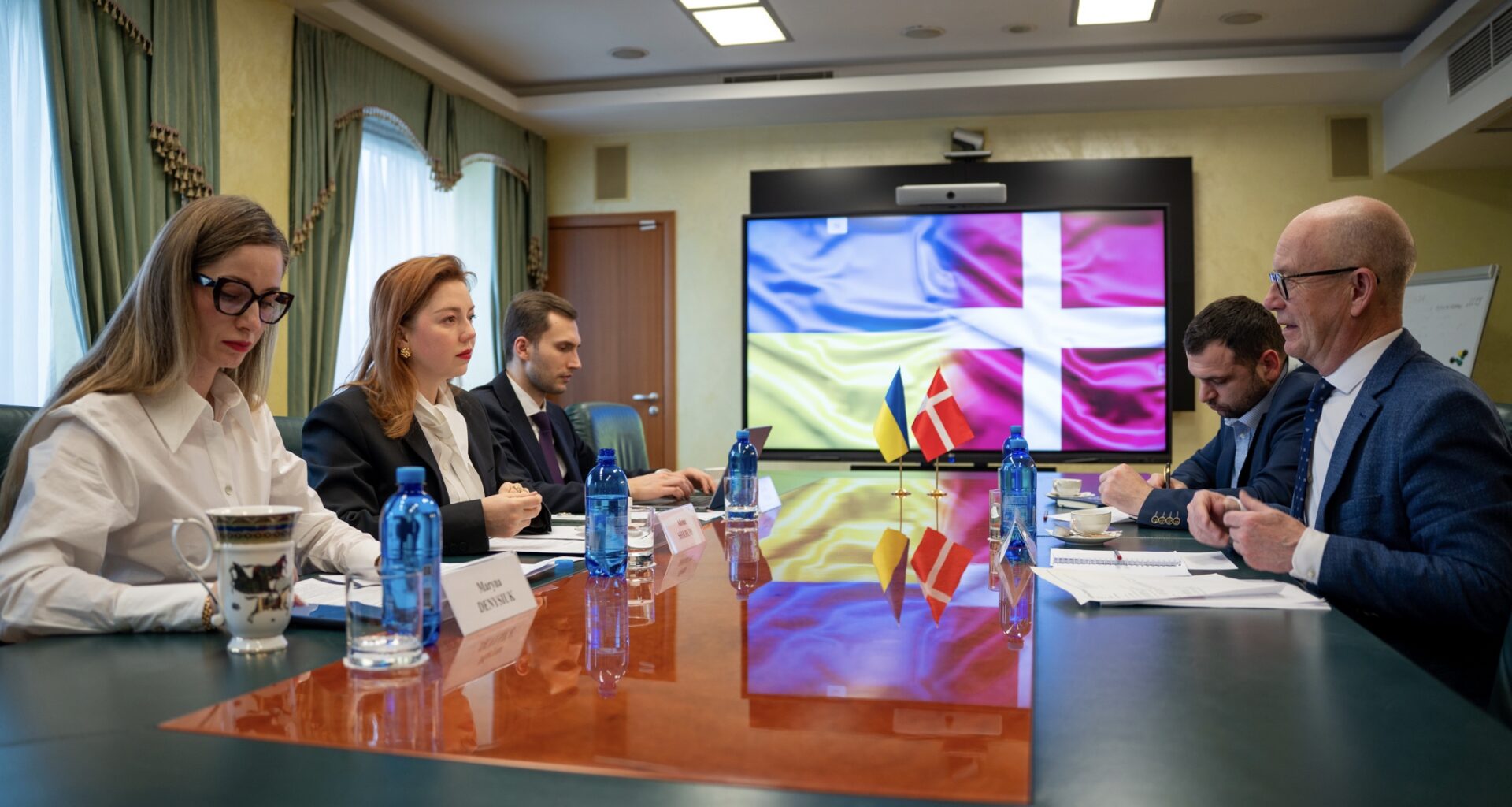 Ukraine and Denmark Discuss Cooperation on Water Supply, Maritime Industry, and Recovery