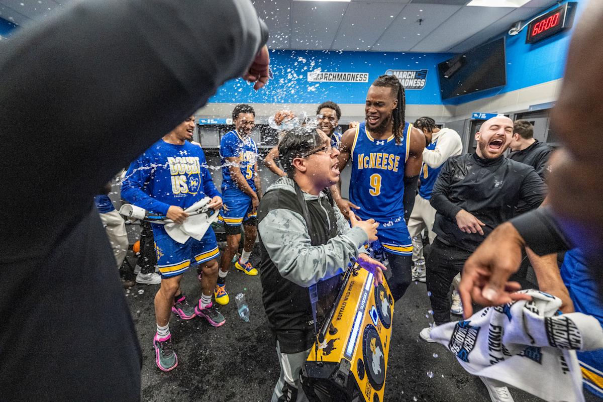 March Madness 2025 live updates, scores, bracket, highlights: Follow NCAA tournament second round action
