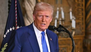Federal workers cast Trump's many Mar-a-Lago trips as working from home