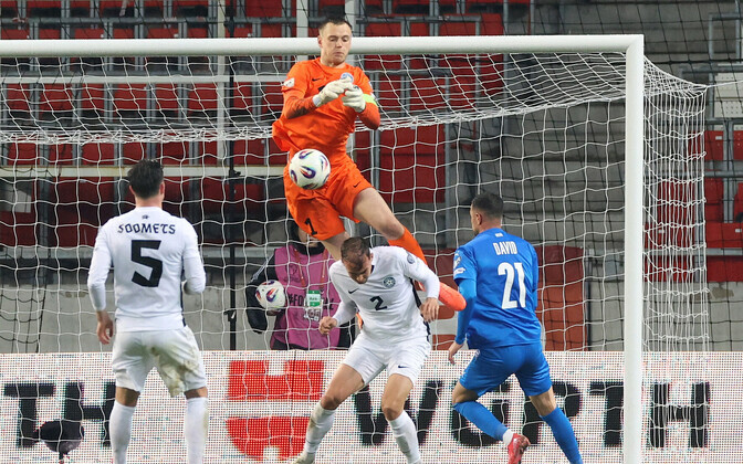 Question over goalkeeper Hein's match fitness for Moldova clash | News