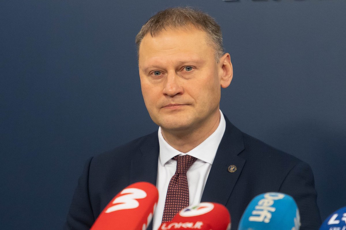 Į VSD vadovo pareigas prezidentas teikia Remigijaus Bridikio kandidatūrą