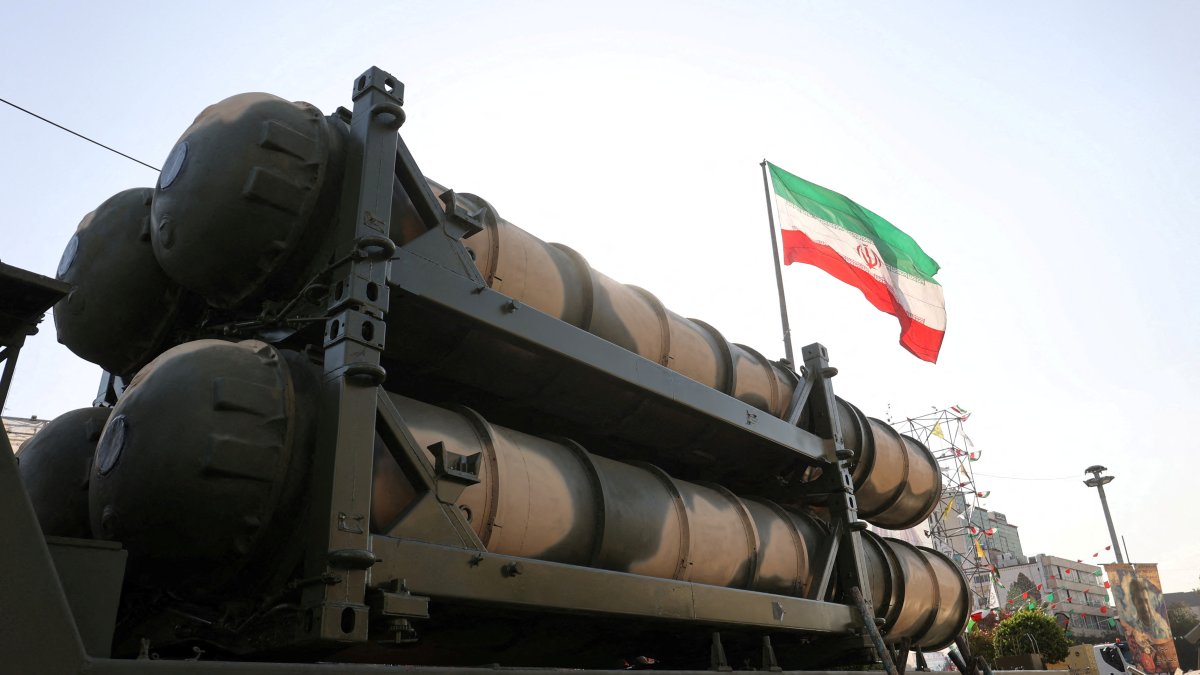 Iran reportedly hosted Russian missile experts amid Israel clashes