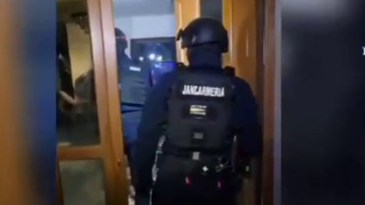Officers service warrants in Romania – NBC 7 San Diego