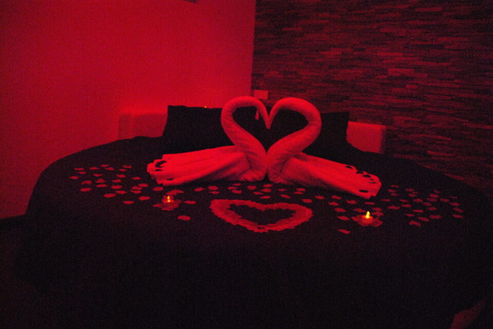 Eu love room nuit blanche