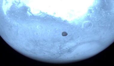 La sonde spatiale de l'ESA capture des images détaillées de Mars et de sa mystérieuse lune