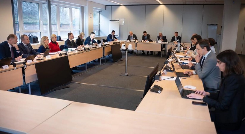 Azerbaijani delegation attends discussions on gas supplies to Slovakia