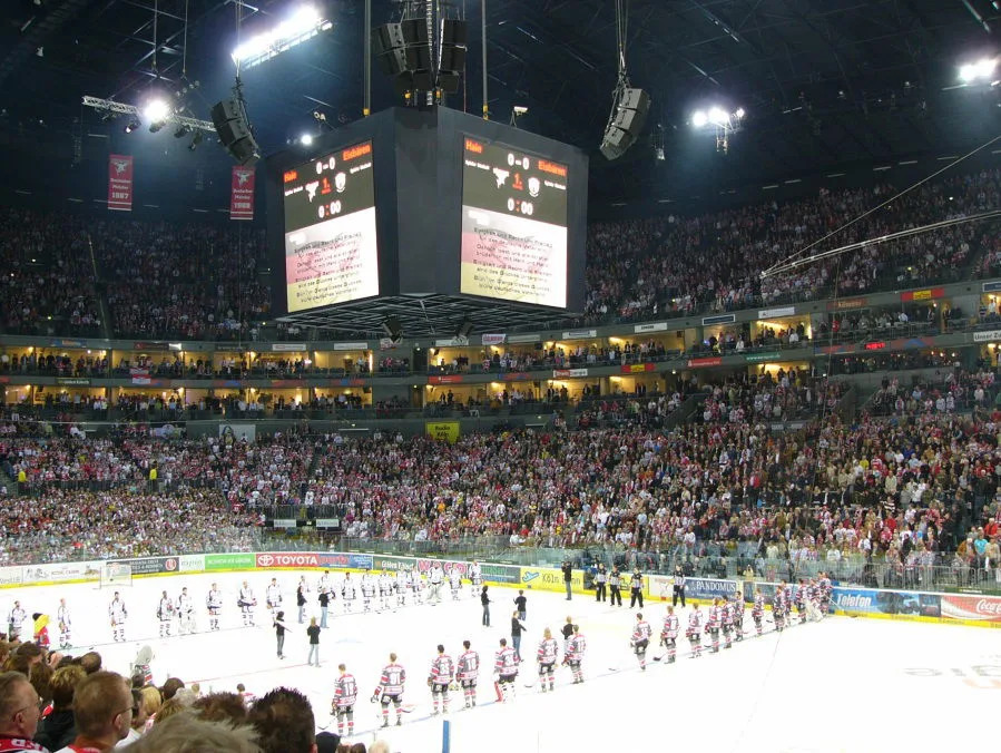 Report: Kölner Haie & DEL Set New European Attendance Records; New Records In Czechia & Britain Too