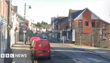 Blackwood: Eight men deny violence in barbers 'turf war'