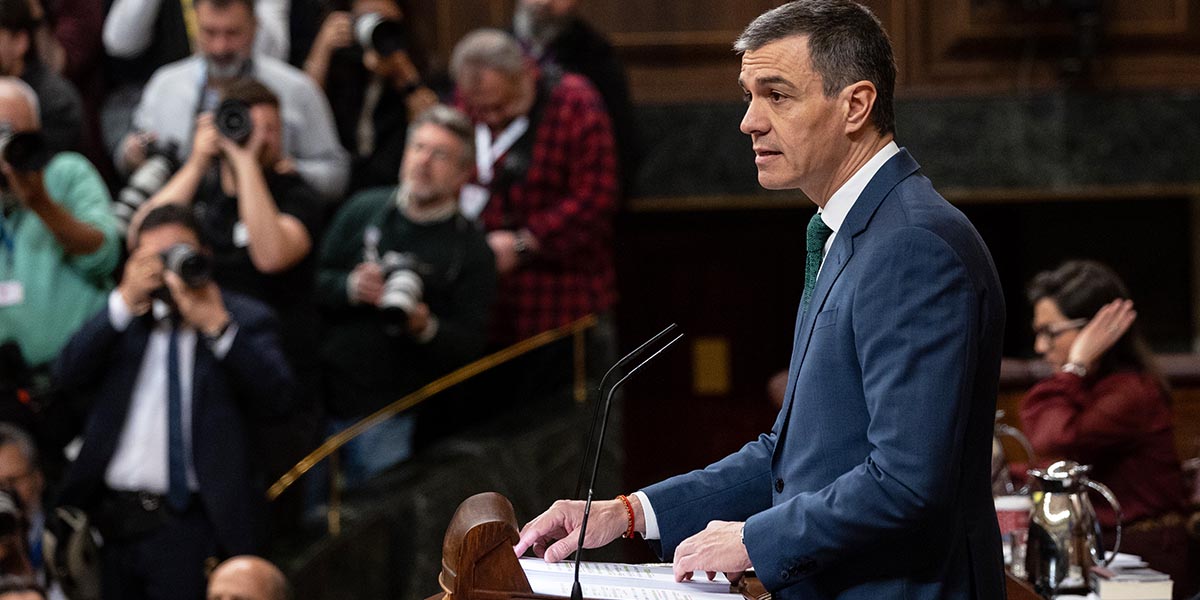 Spain faces a critical moment with a weak and corrupt government: elections now!