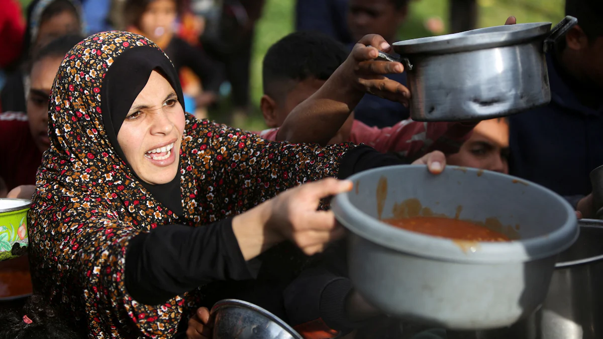 Gazastreifen nach Einfuhrstopp: Die Angst vor Hunger wächst - Politik