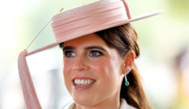 Princess Eugenie asks British artist to 'whip it out' during shocking chat | Royal | News