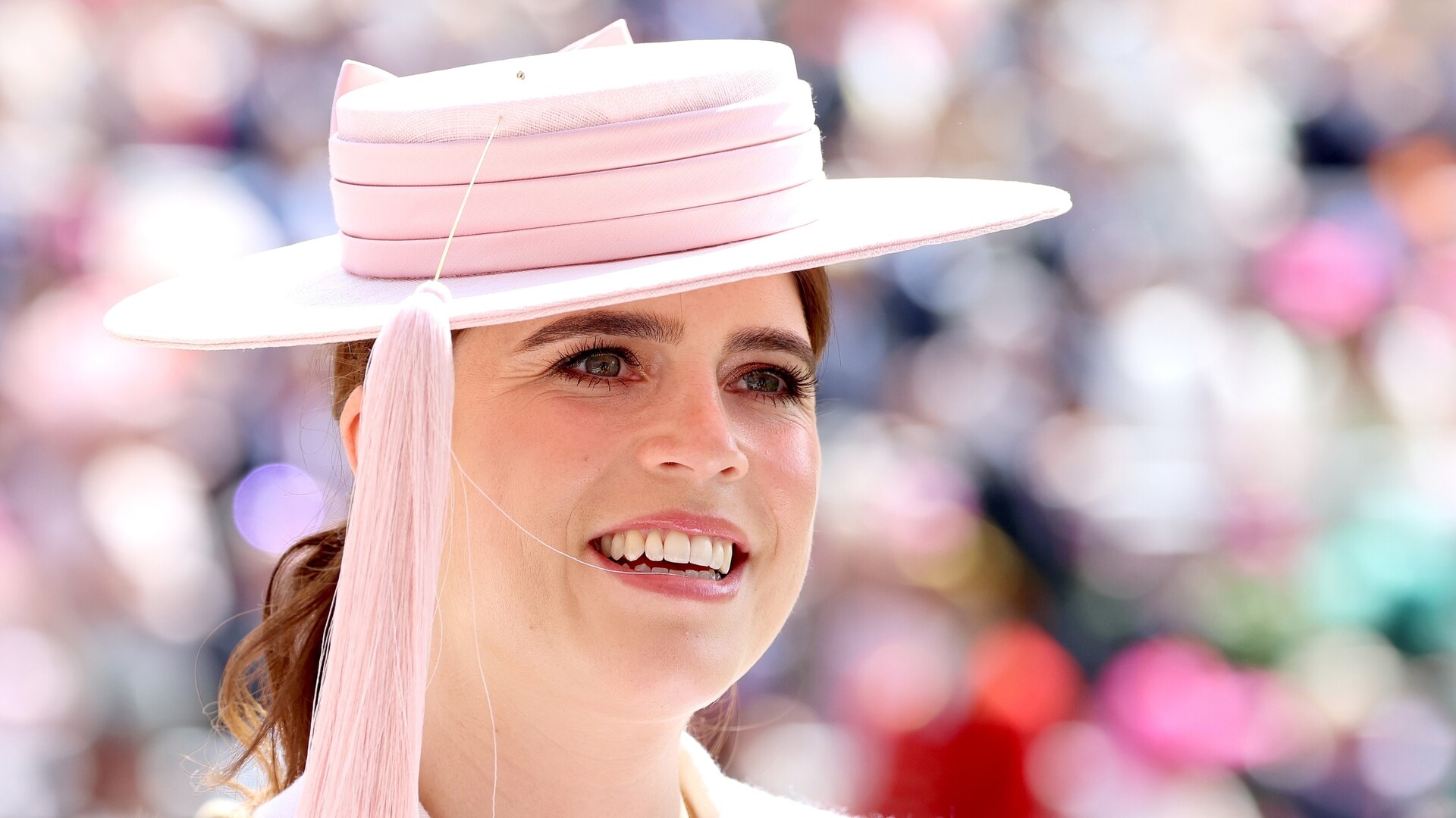 Princess Eugenie ‘drifting away’ from the Royal Family