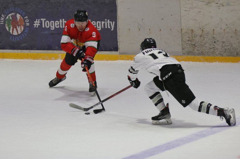 първа победа младежкия национален отбор световното хокей лед