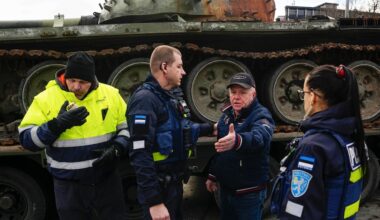 Estonian Foreign Minister calls for Europe to 'wake up' and support Ukraine