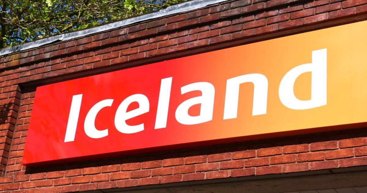 Iceland opens first supermarkets on island between UK and France | UK | News