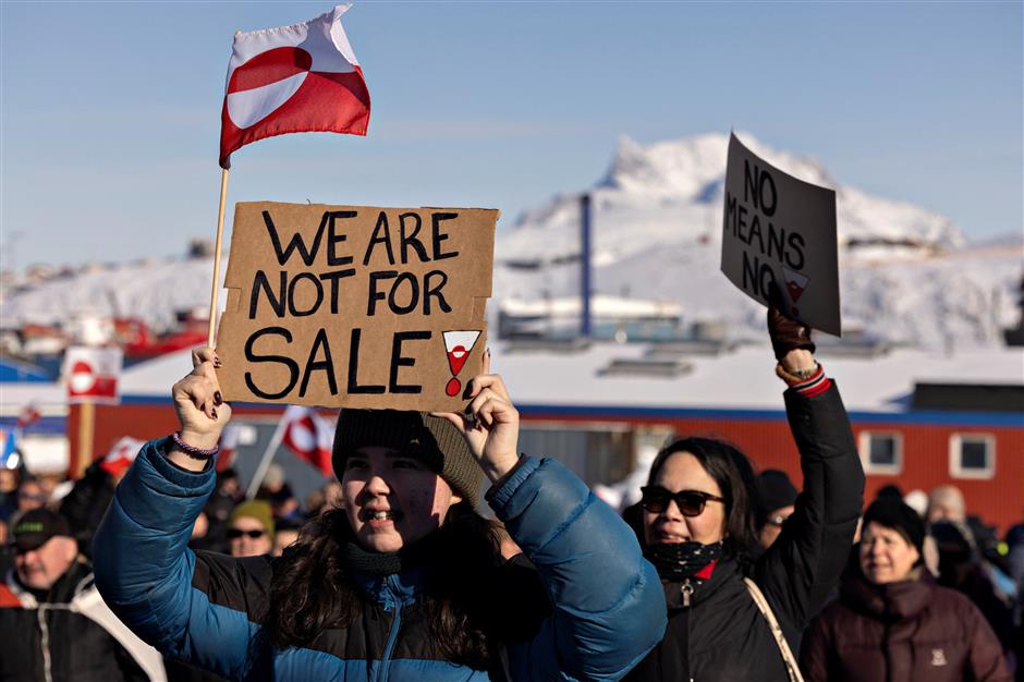 Protests erupt in Denmark over Vance's visit to Greenland