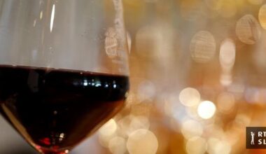 Trump Evropski uniji grozi z 200-odstotnimi carinami na vino in druge alkoholne pijače