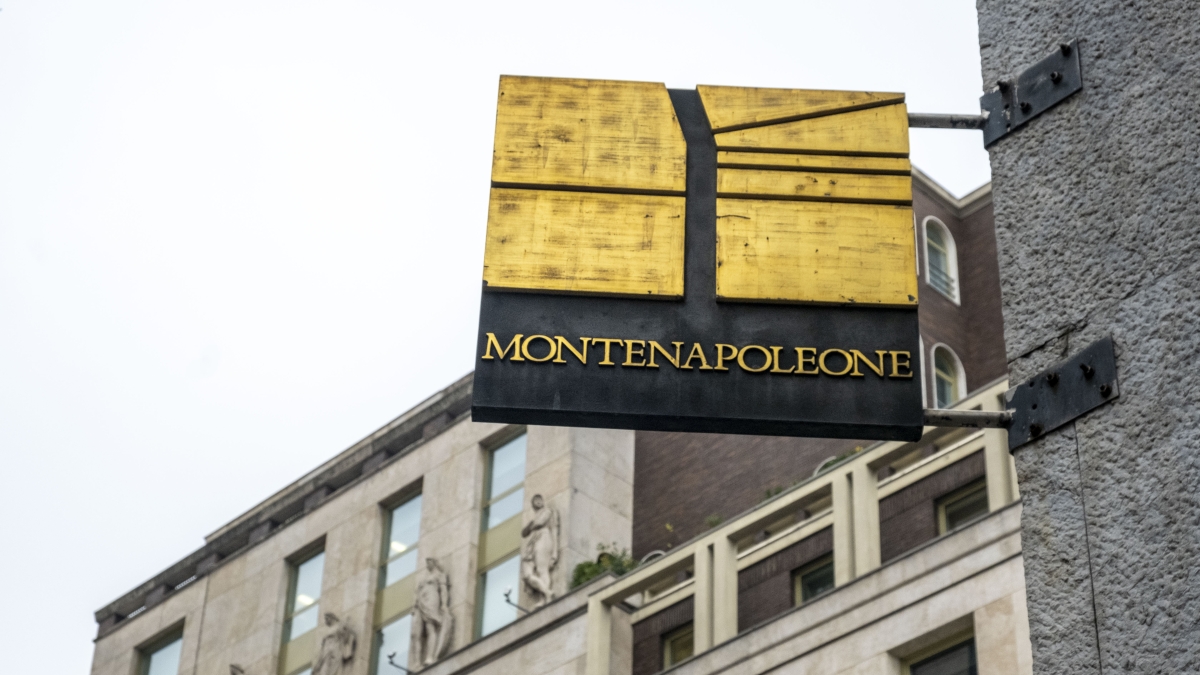 Flat Tax per ricchi, con la legge Ronaldo 4.500 paperoni scelgono l’Italia (e a Milano volano i prezzi delle case)