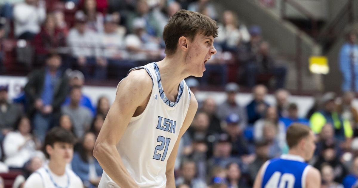 Class B boys state basketball tournament advances