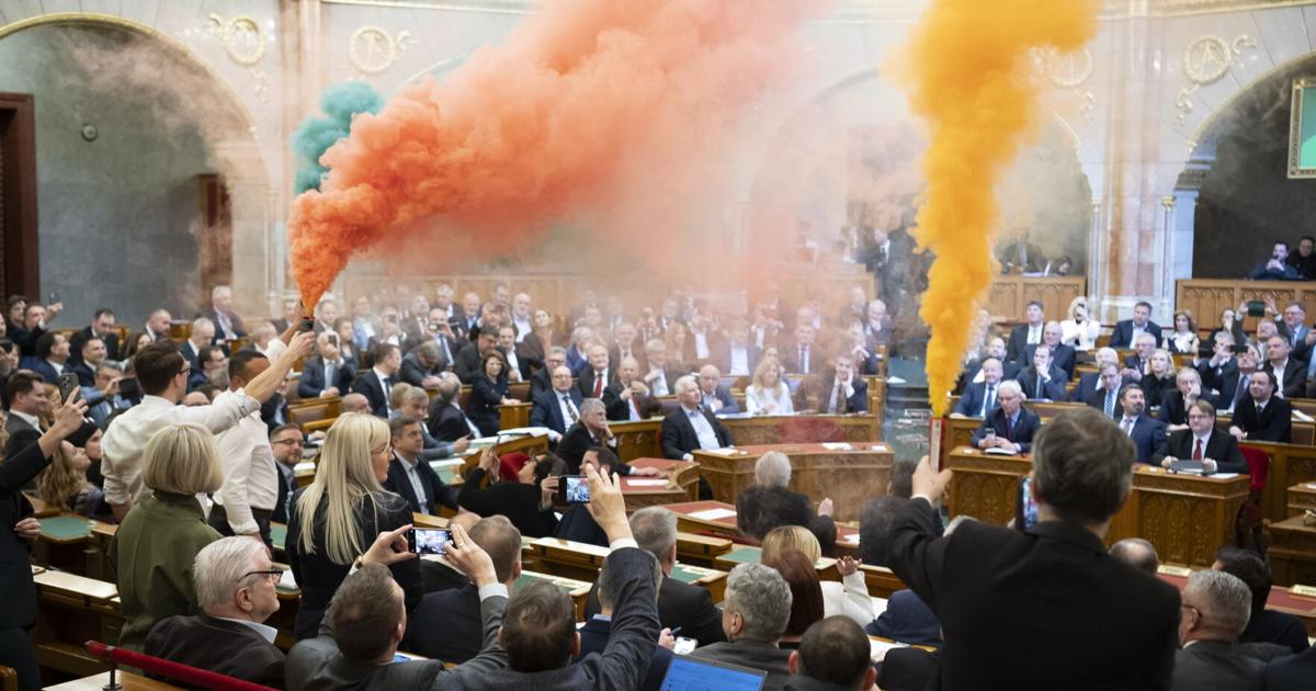 Protesters in Hungary block roads, bridges in opposition to new law banning LGBTQ+ Pride events | Ap