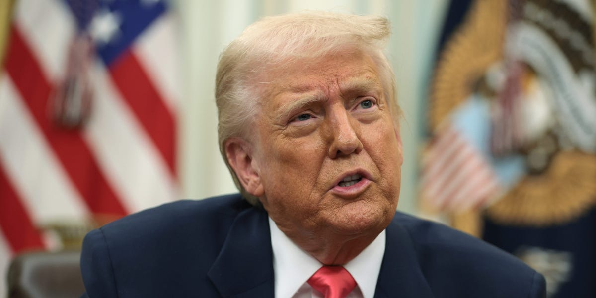 Read the Email Paul Weiss Chairman Sent Staffers After Trump Deal