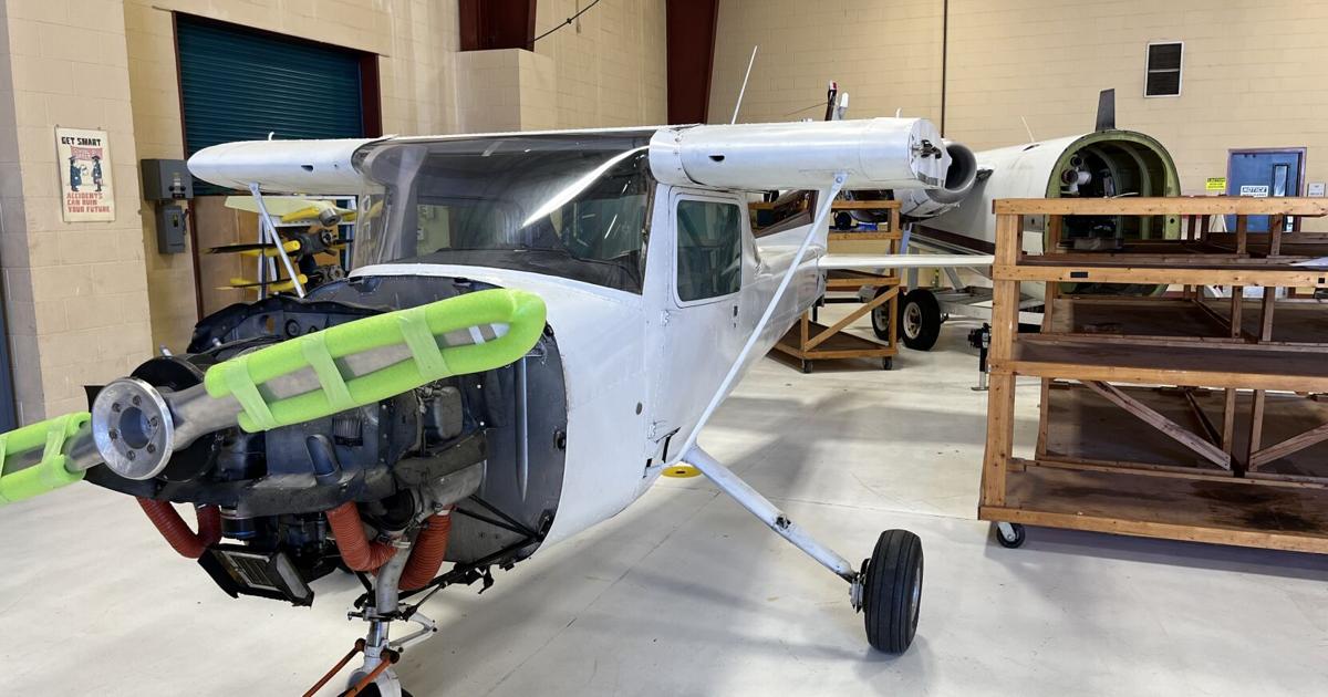 Dinner raises $20K for Pierpont Aviation Maintenance Technology Program | Local News