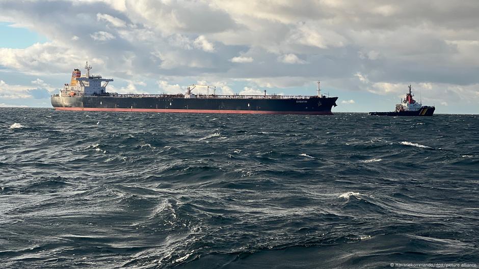 Germany seizes suspected Russian 'shadow fleet' oil tanker – DW – 03/21/2025