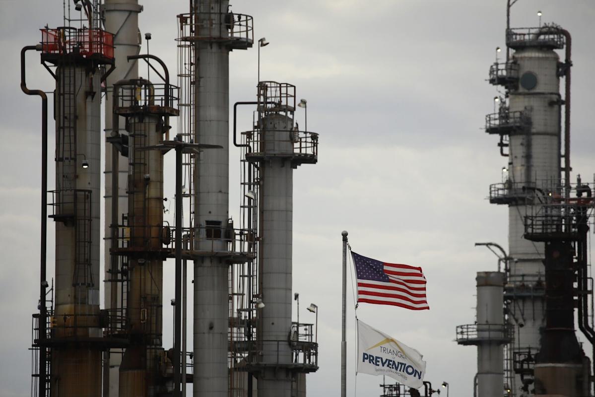 Oil Executives Talk Permitting But Not Prices in Trump Meeting