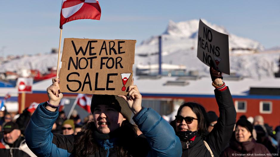 Hundreds protest against Trump's takeover plans – DW – 03/15/2025